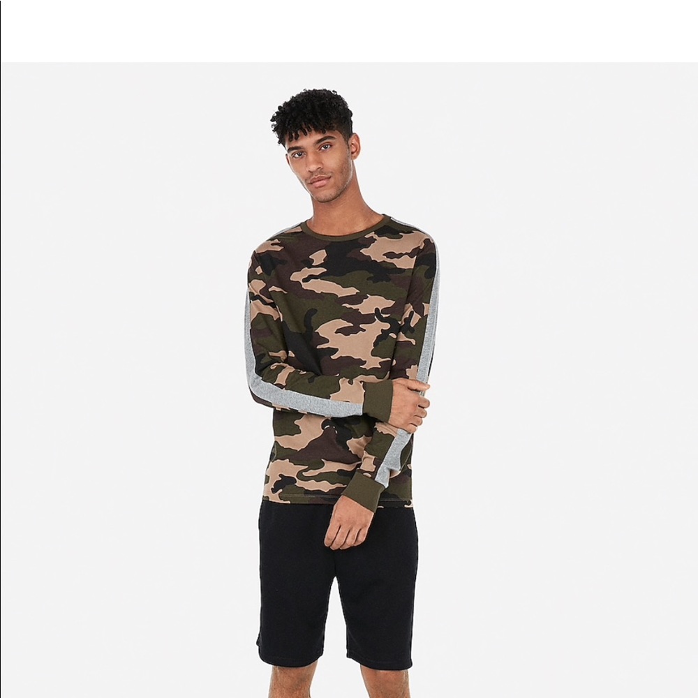 Express Camo Long sleeve T